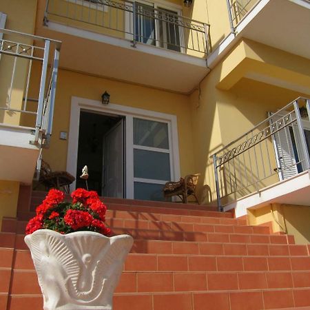 Baladinos Apartments Йеранион Экстерьер фото